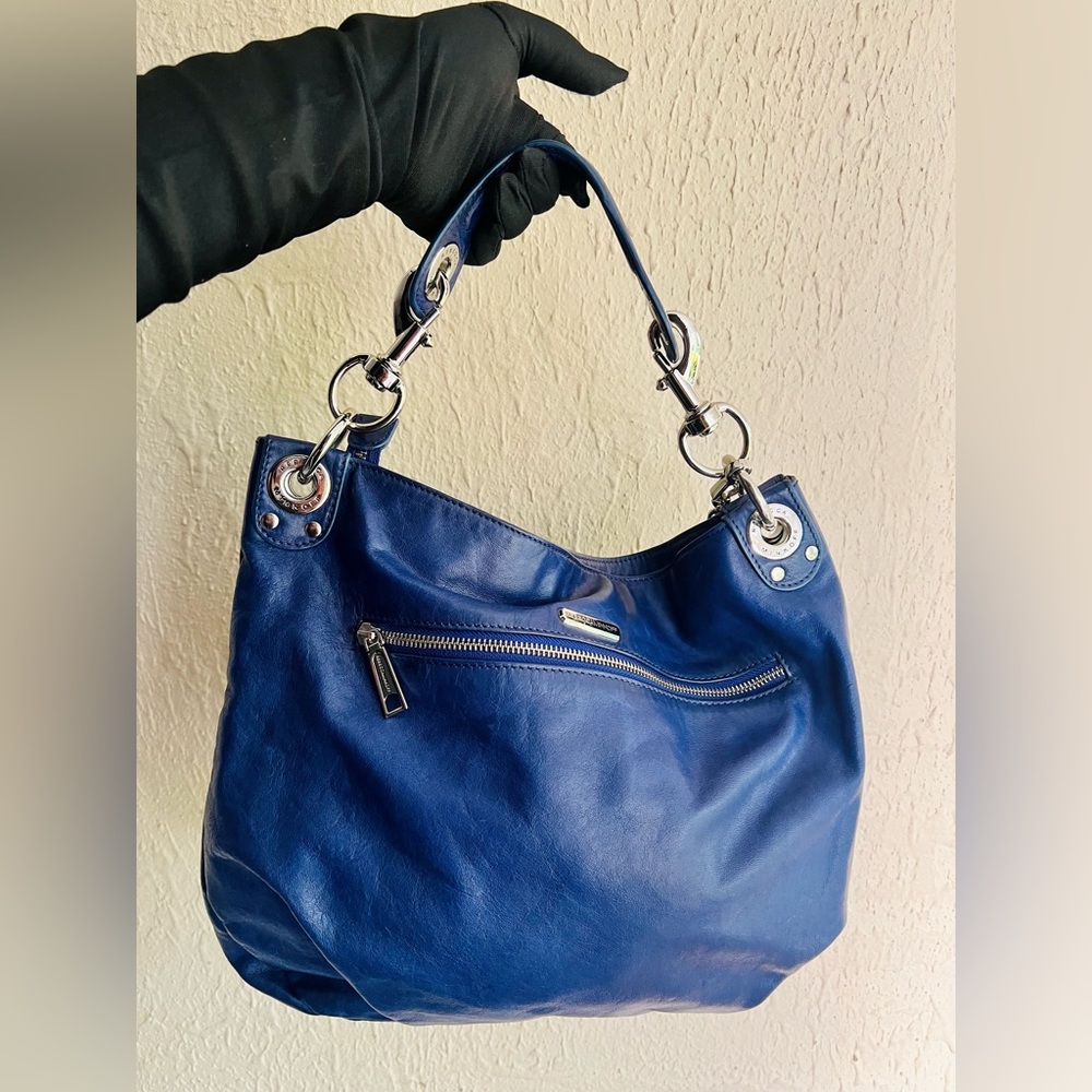 Rebecca Minkoff 'Luscious' Hobo - Picture 2 of 10